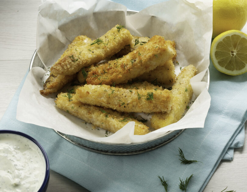 Tasty Homemade Fish Sticks with Yogurt-Dill Dip