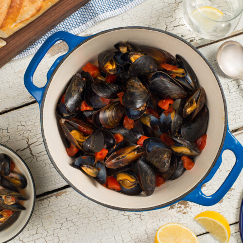 mussels in garlic broth