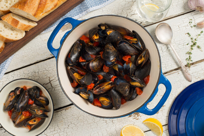 mussels in garlic broth