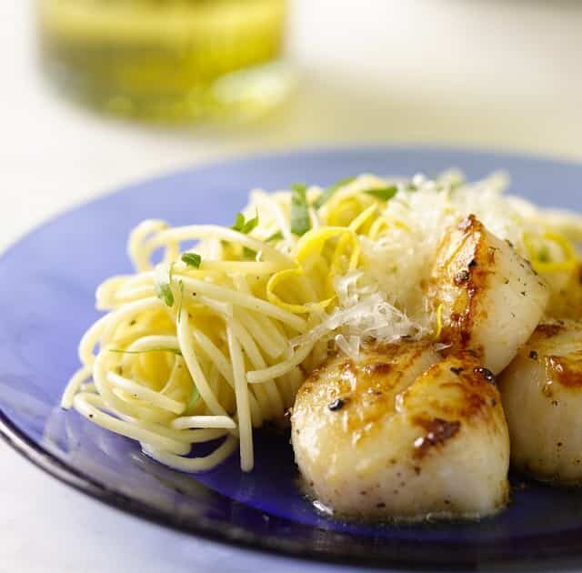 NIH NHLBI Deliciously Healthy Dinners Scallops with Pasta