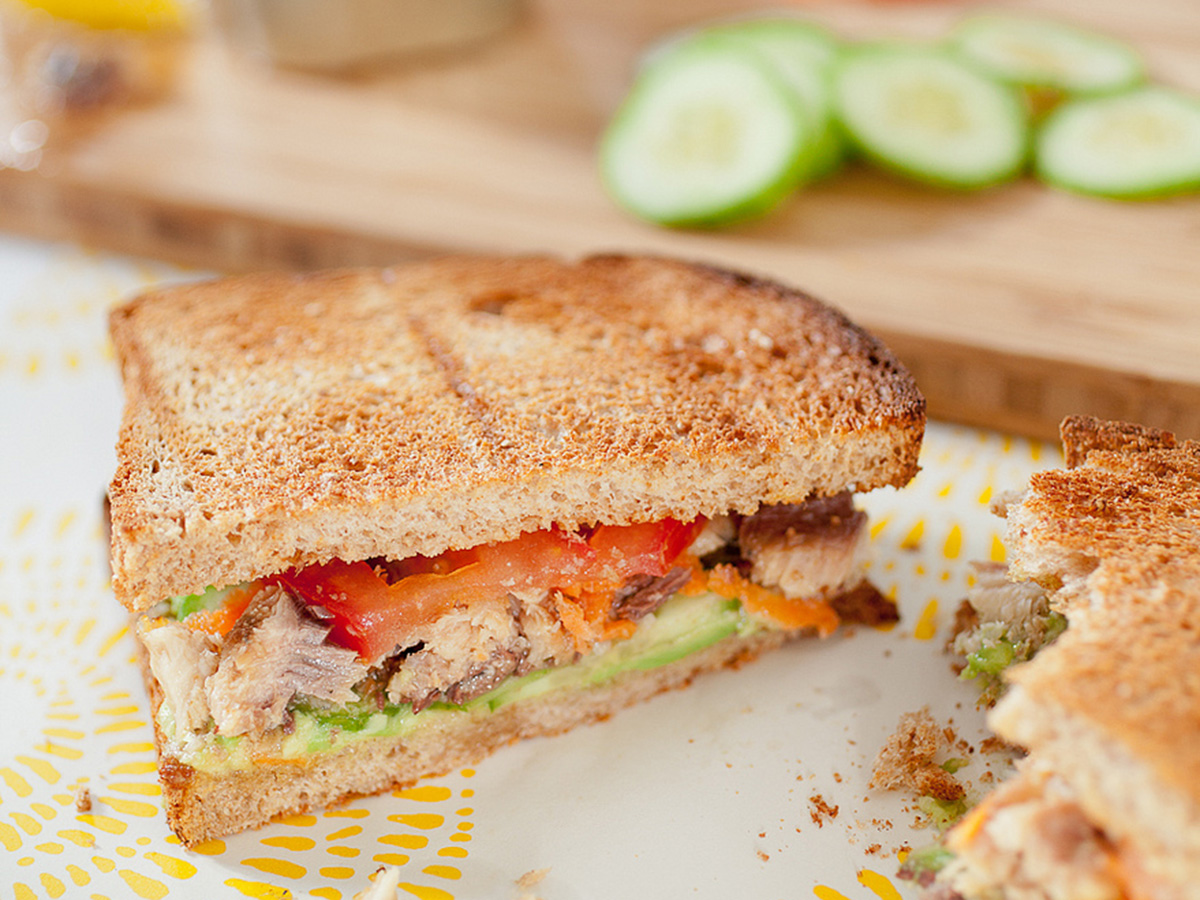 Avocado, Sardine and Veggie Sandwich