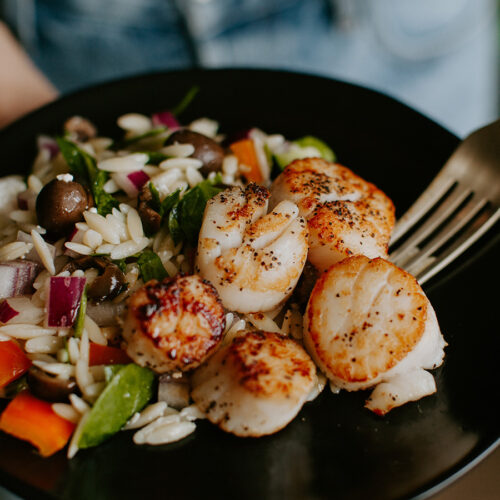 Seared Scallops w/ Mediterranean Orzo Salad