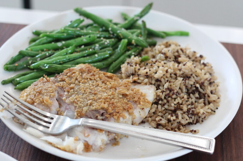 How to Cook White Fish with a cracker bread crumb