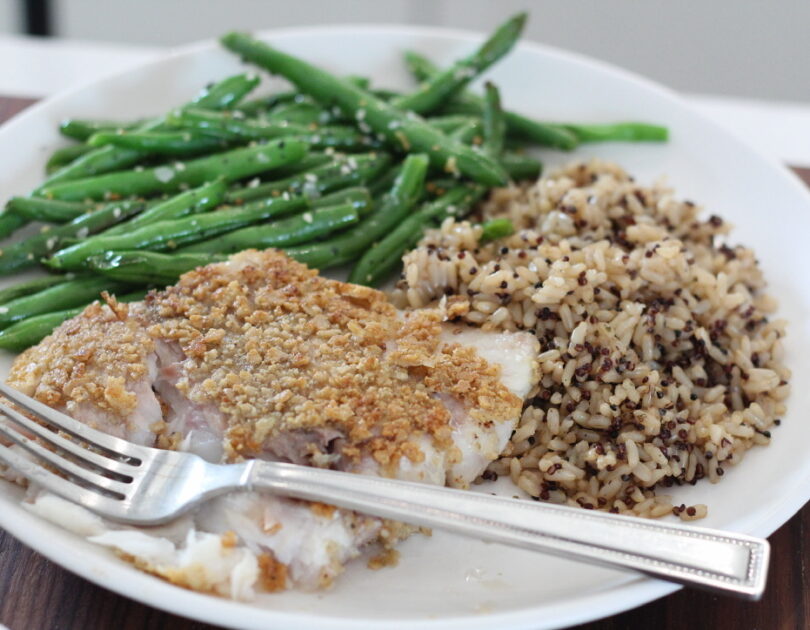 How to Cook White Fish with a cracker bread crumb